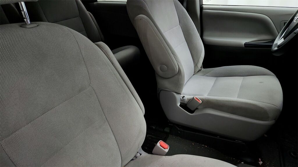 2020 Toyota Sienna L Laurel MD