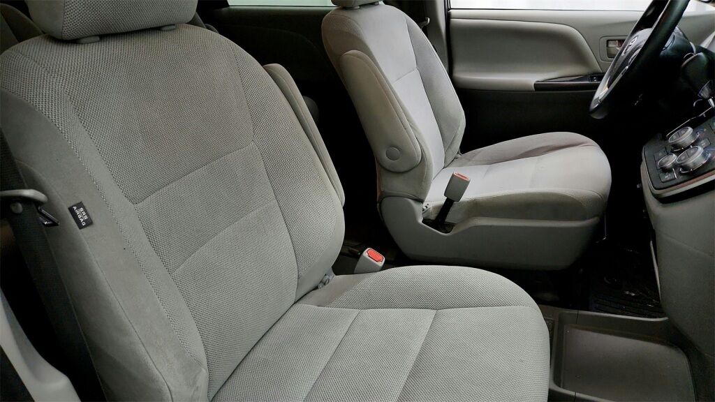 2020 Toyota Sienna L Laurel MD
