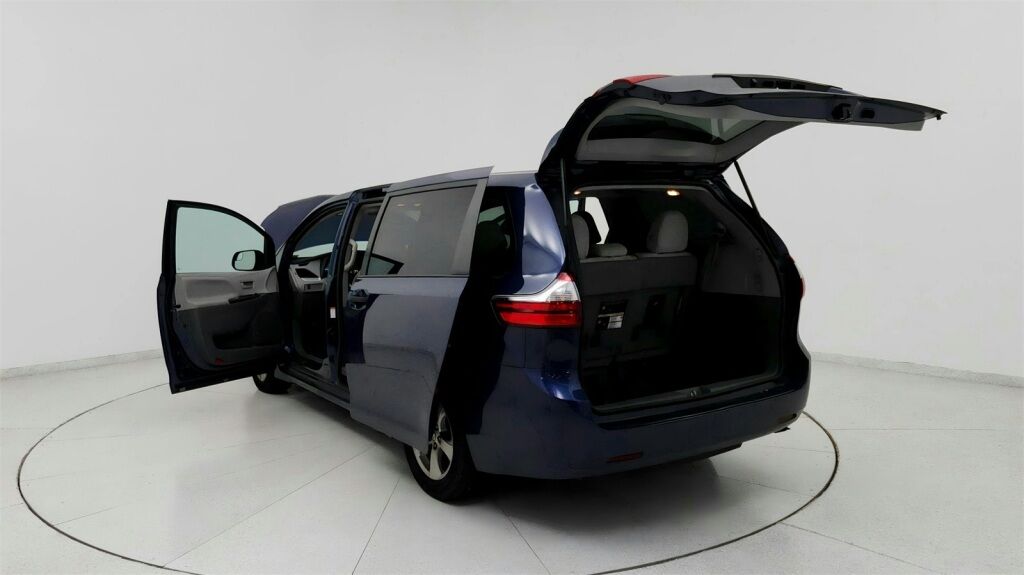 2020 Toyota Sienna L Laurel MD