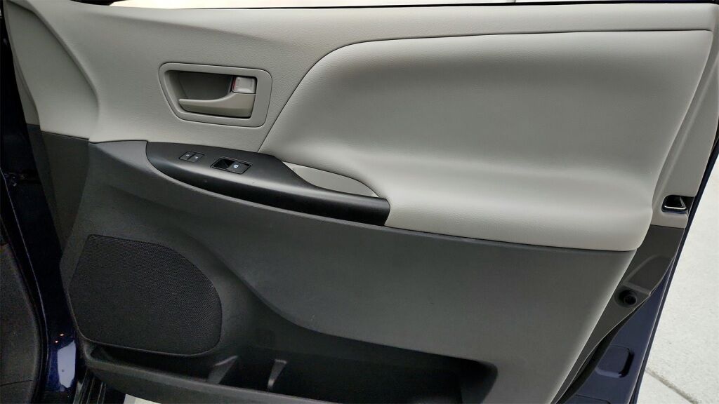 2020 Toyota Sienna L Laurel MD