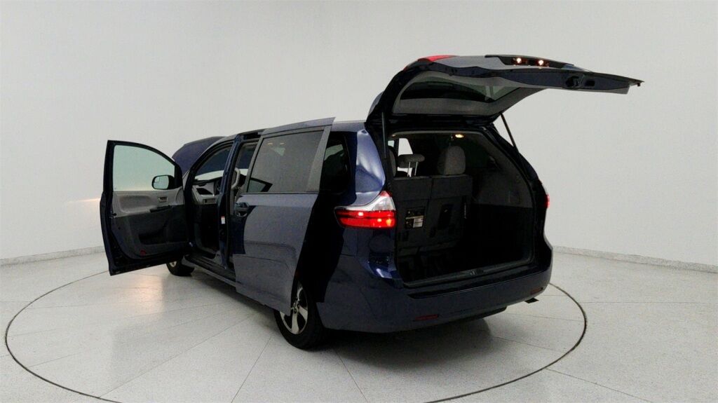 2020 Toyota Sienna L Laurel MD