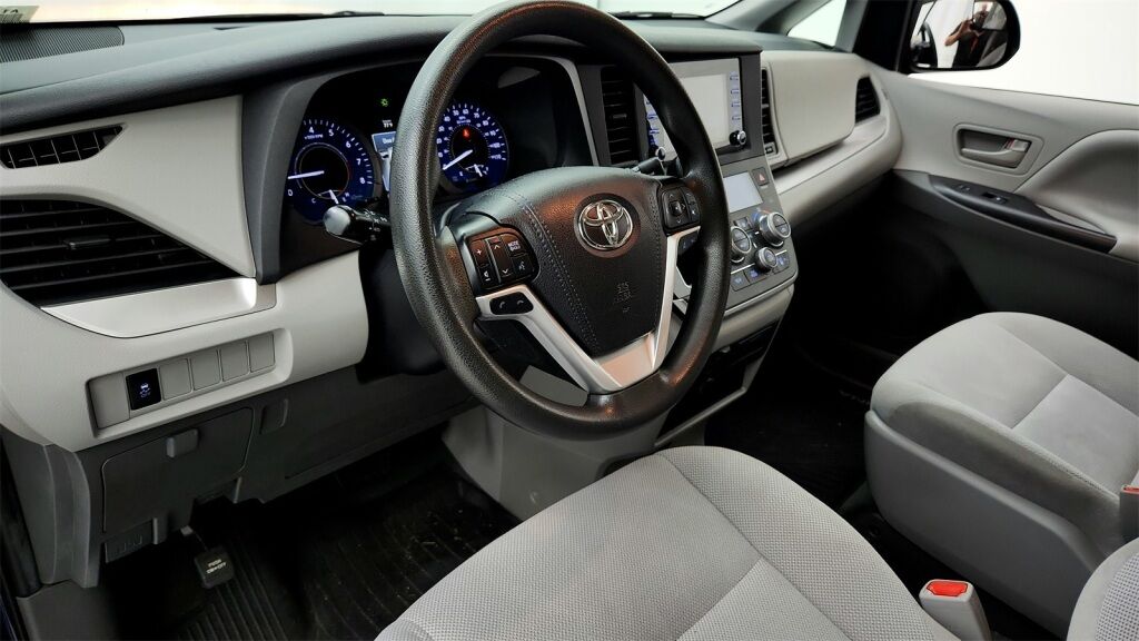 2020 Toyota Sienna L Laurel MD