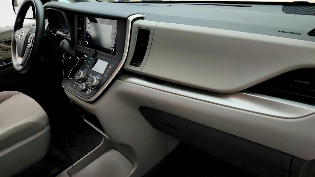 2020 Toyota Sienna L Laurel MD