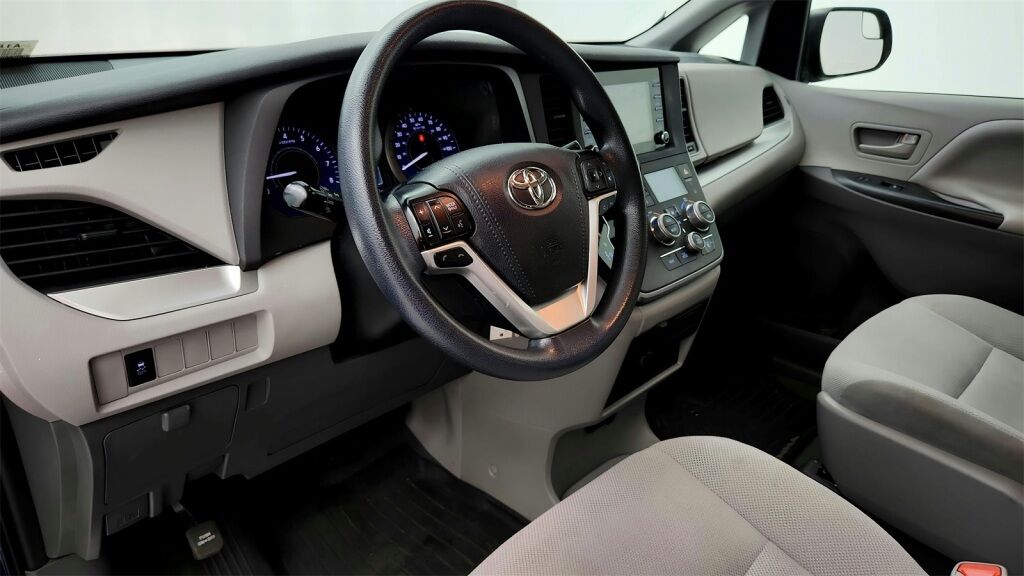 2020 Toyota Sienna L Laurel MD