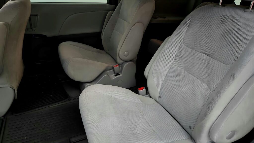 2020 Toyota Sienna L Laurel MD