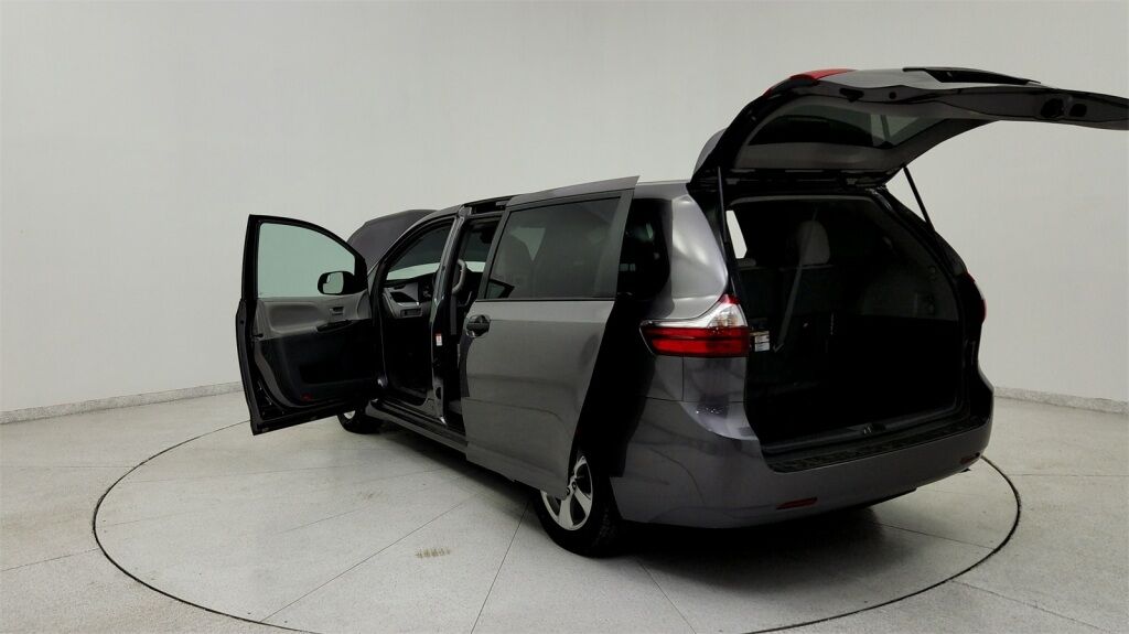 2020 Toyota Sienna L Laurel MD