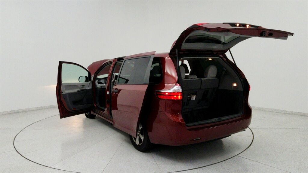 2020 Toyota Sienna L Laurel MD