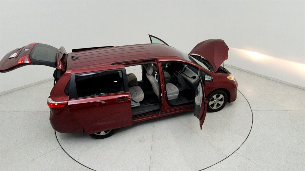 2020 Toyota Sienna L Laurel MD