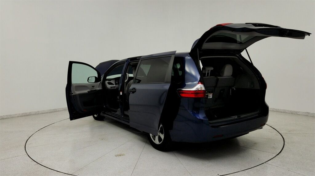 2020 Toyota Sienna L Laurel MD