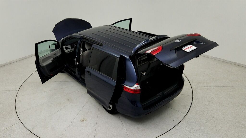 2020 Toyota Sienna L Laurel MD