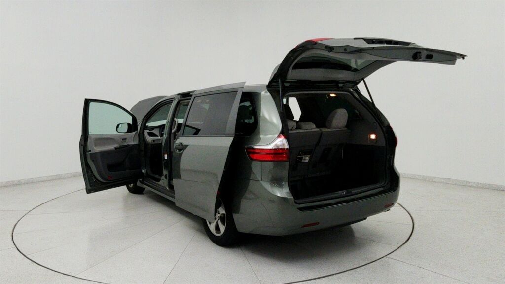 2020 Toyota Sienna L Laurel MD