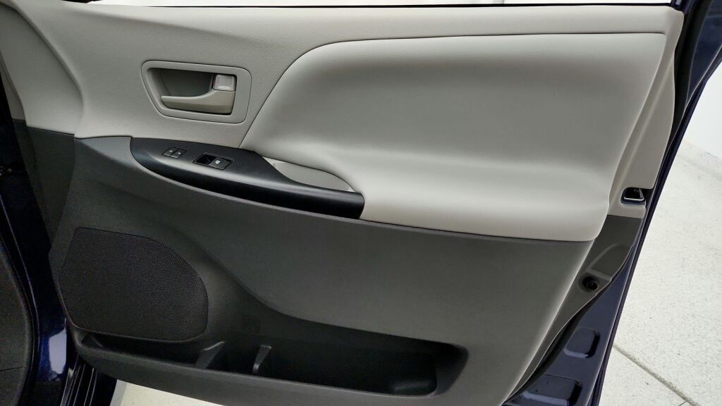2020 Toyota Sienna L Laurel MD