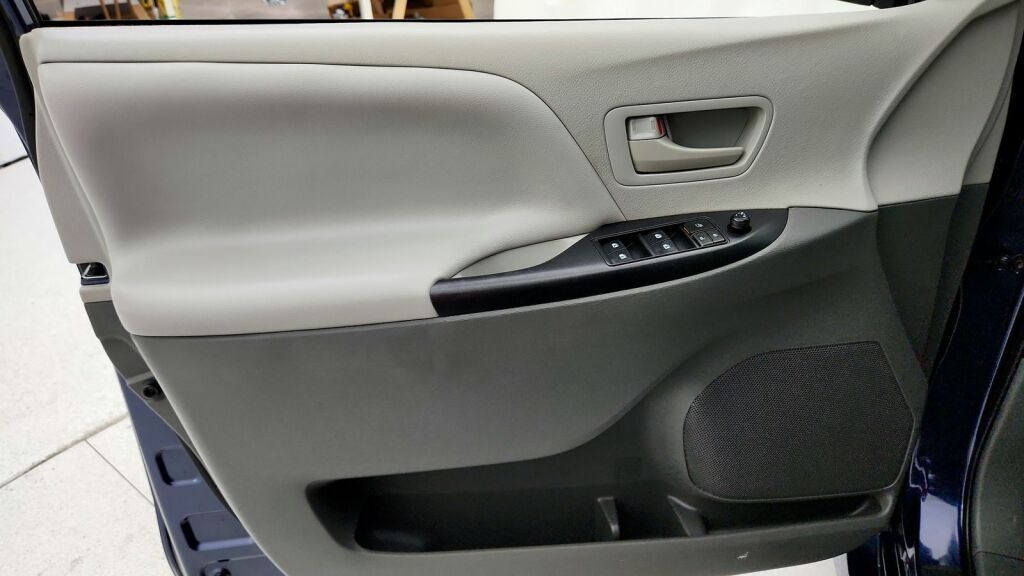 2020 Toyota Sienna L Laurel MD