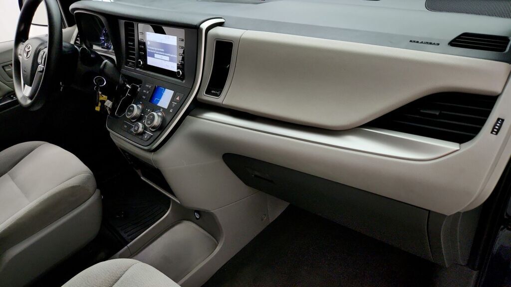 2020 Toyota Sienna L Laurel MD