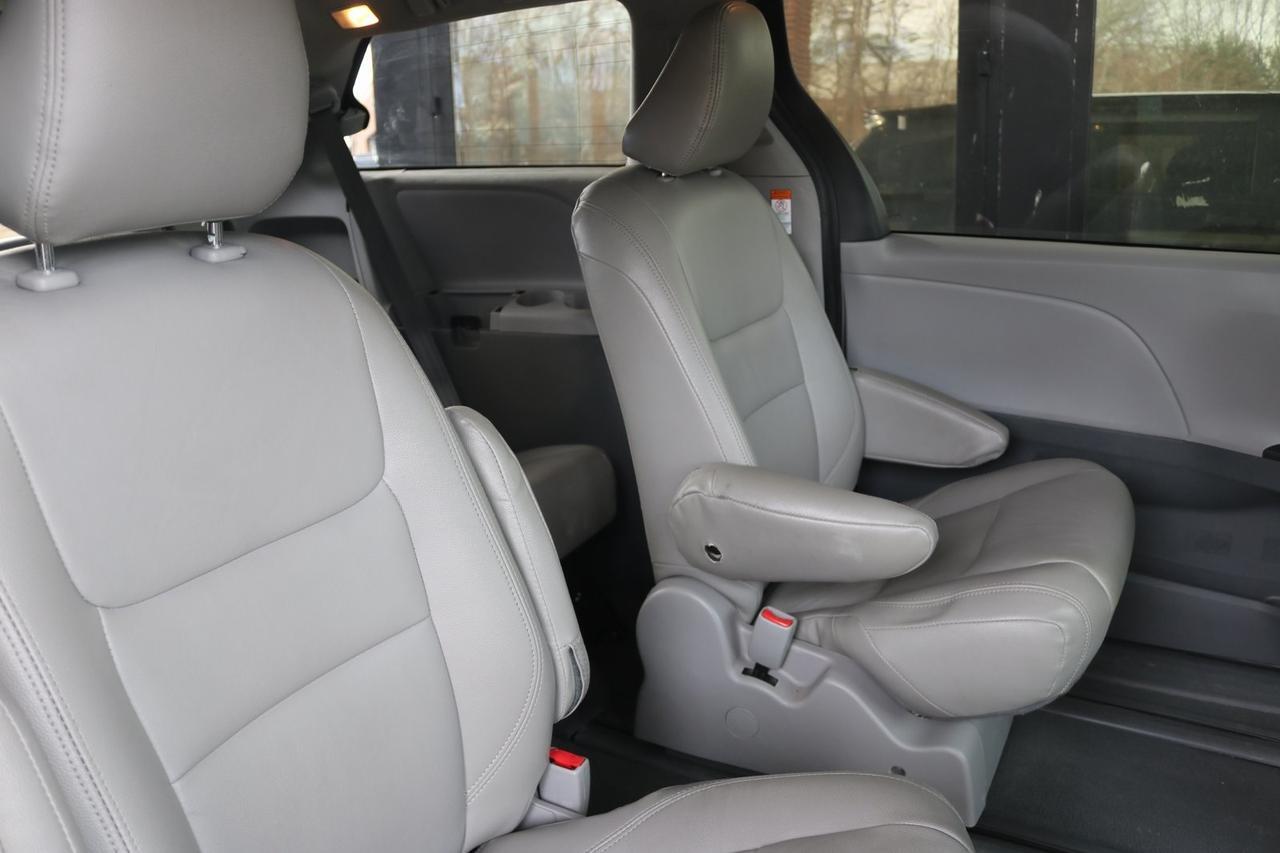 2020 Toyota Sienna L Fredericksburg VA