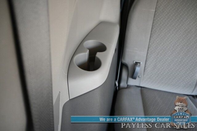 2020 Toyota Sienna LE / AWD / Power Premium Cloth Seats / Adaptive Cruise Control / Lane Departure & Blind Spot Alert / Apple CarPlay & Android Auto / Back Up Camera / 3rd Row / Seats 7 / Keyless Entry & Start / 24 MPG / 1-Owner Anchorage AK