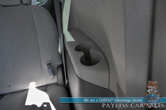 2020 Toyota Sienna LE / AWD / Power Premium Cloth Seats / Adaptive Cruise Control / Lane Departure & Blind Spot Alert / Apple CarPlay & Android Auto / Back Up Camera / 3rd Row / Seats 7 / Keyless Entry & Start / 24 MPG / 1-Owner Anchorage AK