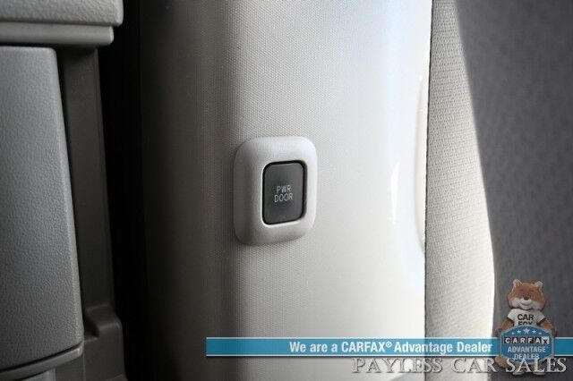 2020 Toyota Sienna LE / AWD / Power Premium Cloth Seats / Adaptive Cruise Control / Lane Departure & Blind Spot Alert / Apple CarPlay & Android Auto / Back Up Camera / 3rd Row / Seats 7 / Keyless Entry & Start / 24 MPG / 1-Owner Anchorage AK
