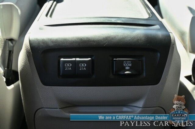 2020 Toyota Sienna LE / AWD / Power Premium Cloth Seats / Adaptive Cruise Control / Lane Departure & Blind Spot Alert / Apple CarPlay & Android Auto / Back Up Camera / 3rd Row / Seats 7 / Keyless Entry & Start / 24 MPG / 1-Owner Anchorage AK