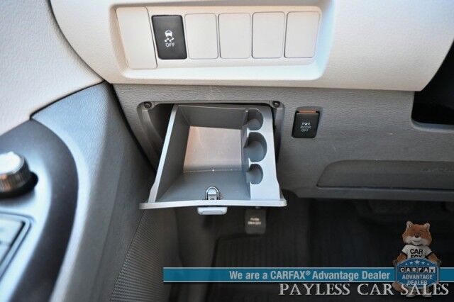 2020 Toyota Sienna LE / AWD / Power Premium Cloth Seats / Adaptive Cruise Control / Lane Departure & Blind Spot Alert / Apple CarPlay & Android Auto / Back Up Camera / 3rd Row / Seats 7 / Keyless Entry & Start / 24 MPG / 1-Owner Anchorage AK