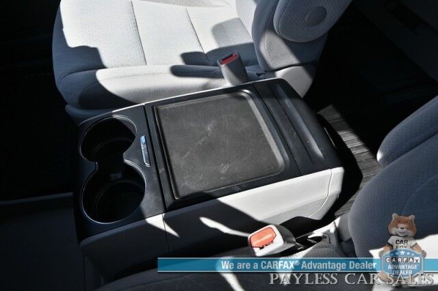 2020 Toyota Sienna LE / AWD / Power Premium Cloth Seats / Adaptive Cruise Control / Lane Departure & Blind Spot Alert / Apple CarPlay & Android Auto / Back Up Camera / 3rd Row / Seats 7 / Keyless Entry & Start / 24 MPG / 1-Owner Anchorage AK
