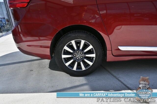 2020 Toyota Sienna LE / AWD / Power Premium Cloth Seats / Adaptive Cruise Control / Lane Departure & Blind Spot Alert / Apple CarPlay & Android Auto / Back Up Camera / 3rd Row / Seats 7 / Keyless Entry & Start / 24 MPG / 1-Owner Anchorage AK