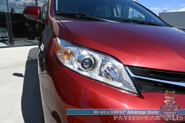 2020 Toyota Sienna LE / AWD / Power Premium Cloth Seats / Adaptive Cruise Control / Lane Departure & Blind Spot Alert / Apple CarPlay & Android Auto / Back Up Camera / 3rd Row / Seats 7 / Keyless Entry & Start / 24 MPG / 1-Owner Anchorage AK