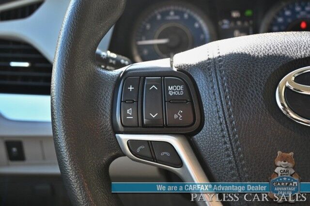 2020 Toyota Sienna LE / AWD / Power Premium Cloth Seats / Adaptive Cruise Control / Lane Departure & Blind Spot Alert / Apple CarPlay & Android Auto / Back Up Camera / 3rd Row / Seats 7 / Keyless Entry & Start / 24 MPG / 1-Owner Anchorage AK