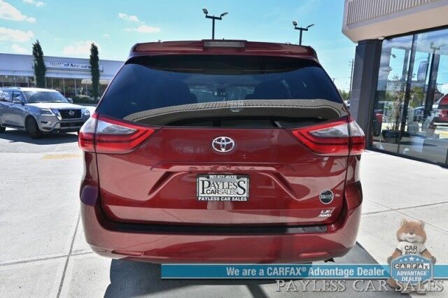 2020 Toyota Sienna LE / AWD / Power Premium Cloth Seats / Adaptive Cruise Control / Lane Departure & Blind Spot Alert / Apple CarPlay & Android Auto / Back Up Camera / 3rd Row / Seats 7 / Keyless Entry & Start / 24 MPG / 1-Owner Anchorage AK