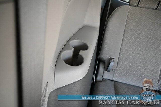 2020 Toyota Sienna LE / AWD / Premium Cloth Seats / Adaptive Cruise Control / Lane Departure & Blind Spot Alert / Apple CarPlay & Android Auto / Back Up Camera / 3rd Row / Rear Captains Chairs / Seats 7 / 24 MPG / 1-Owner Anchorage AK