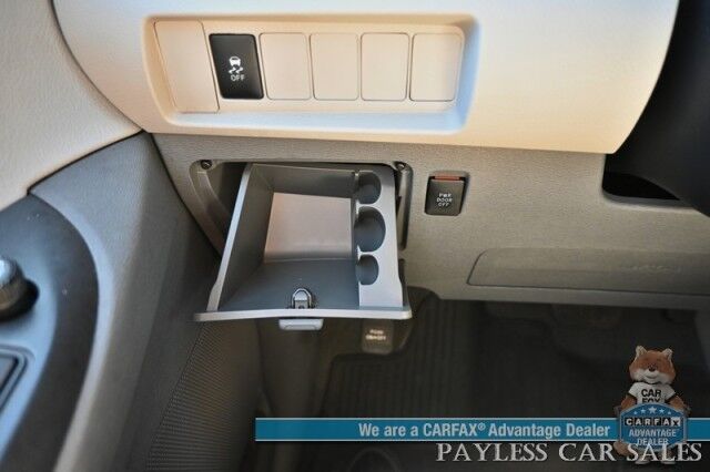 2020 Toyota Sienna LE / AWD / Premium Cloth Seats / Adaptive Cruise Control / Lane Departure & Blind Spot Alert / Apple CarPlay & Android Auto / Back Up Camera / 3rd Row / Rear Captains Chairs / Seats 7 / 24 MPG / 1-Owner Anchorage AK