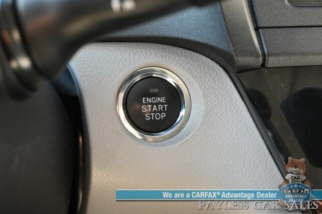 2020 Toyota Sienna LE / AWD / Premium Cloth Seats / Adaptive Cruise Control / Lane Departure & Blind Spot Alert / Apple CarPlay & Android Auto / Back Up Camera / 3rd Row / Rear Captains Chairs / Seats 7 / 24 MPG / 1-Owner Anchorage AK