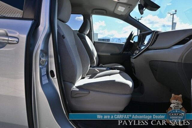 2020 Toyota Sienna LE / AWD / Premium Cloth Seats / Adaptive Cruise Control / Lane Departure & Blind Spot Alert / Apple CarPlay & Android Auto / Back Up Camera / 3rd Row / Rear Captains Chairs / Seats 7 / 24 MPG / 1-Owner Anchorage AK