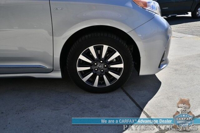 2020 Toyota Sienna LE / AWD / Premium Cloth Seats / Adaptive Cruise Control / Lane Departure & Blind Spot Alert / Apple CarPlay & Android Auto / Back Up Camera / 3rd Row / Rear Captains Chairs / Seats 7 / 24 MPG / 1-Owner Anchorage AK