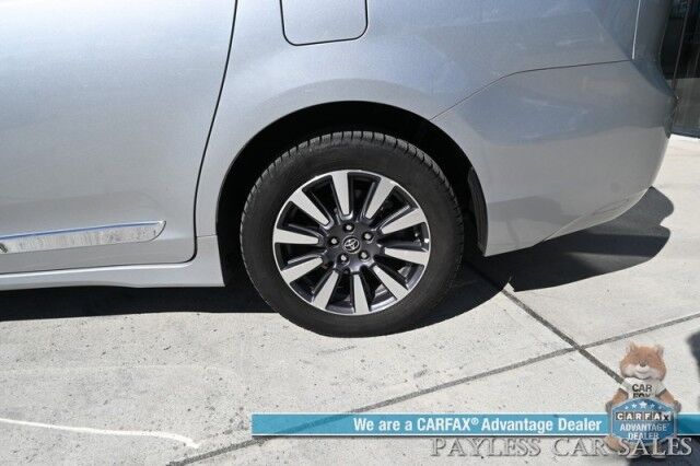 2020 Toyota Sienna LE / AWD / Premium Cloth Seats / Adaptive Cruise Control / Lane Departure & Blind Spot Alert / Apple CarPlay & Android Auto / Back Up Camera / 3rd Row / Rear Captains Chairs / Seats 7 / 24 MPG / 1-Owner Anchorage AK