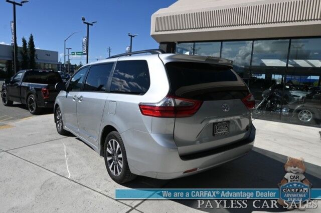2020 Toyota Sienna LE / AWD / Premium Cloth Seats / Adaptive Cruise Control / Lane Departure & Blind Spot Alert / Apple CarPlay & Android Auto / Back Up Camera / 3rd Row / Rear Captains Chairs / Seats 7 / 24 MPG / 1-Owner Anchorage AK