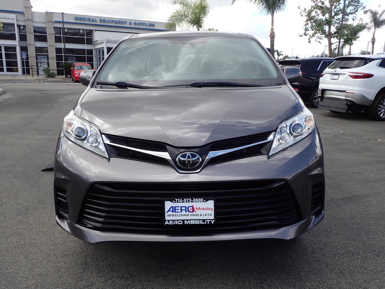 2020 Toyota Sienna LE Anaheim CA