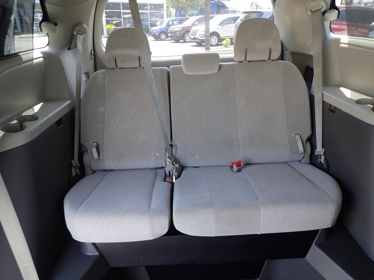 2020 Toyota Sienna LE Anaheim CA