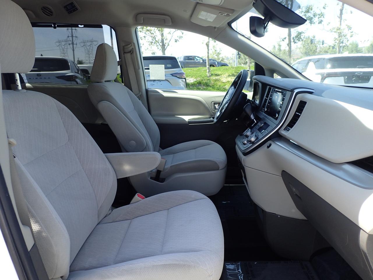2020 Toyota Sienna LE Anaheim CA