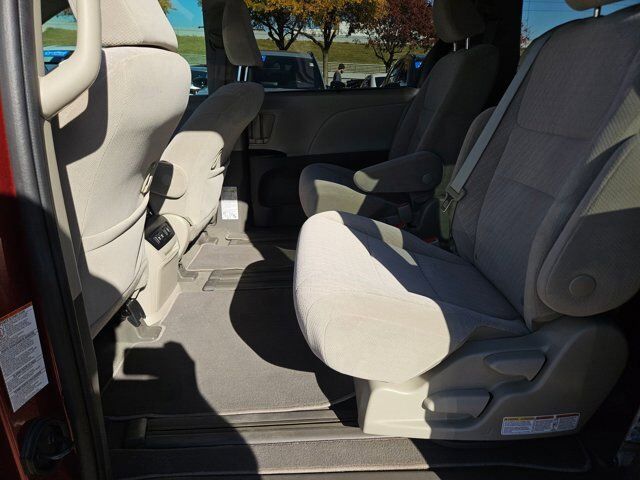 2020 Toyota Sienna LE Hurst TX