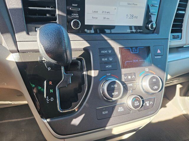 2020 Toyota Sienna LE Hurst TX