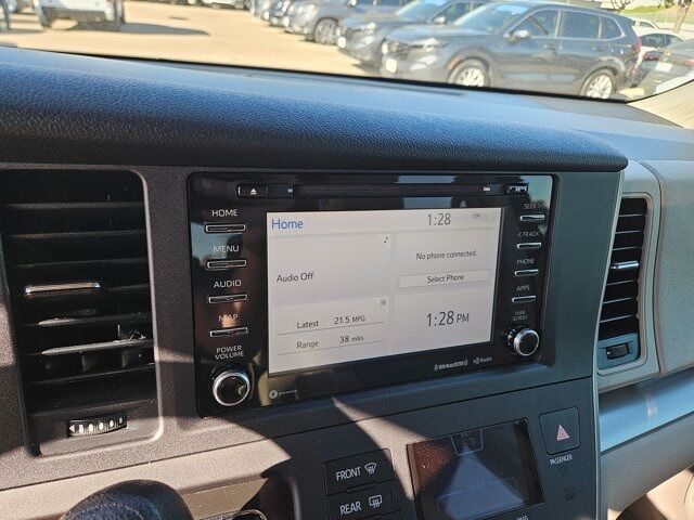 2020 Toyota Sienna LE Dallas TX