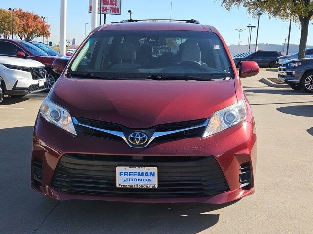 2020 Toyota Sienna LE Dallas TX