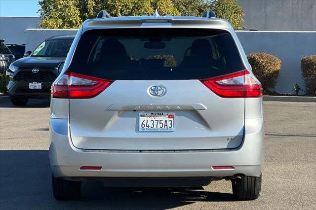 2020 Toyota Sienna LE Roseville CA