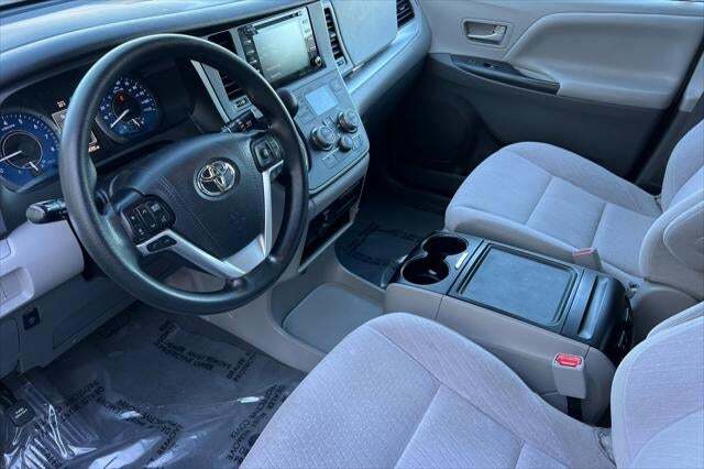 2020 Toyota Sienna LE Roseville CA
