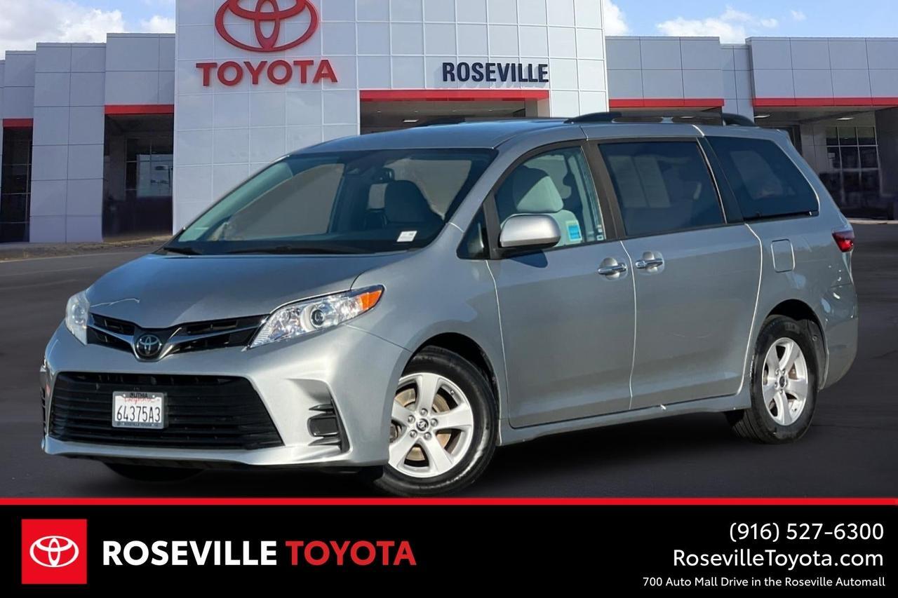 2020 Toyota Sienna LE