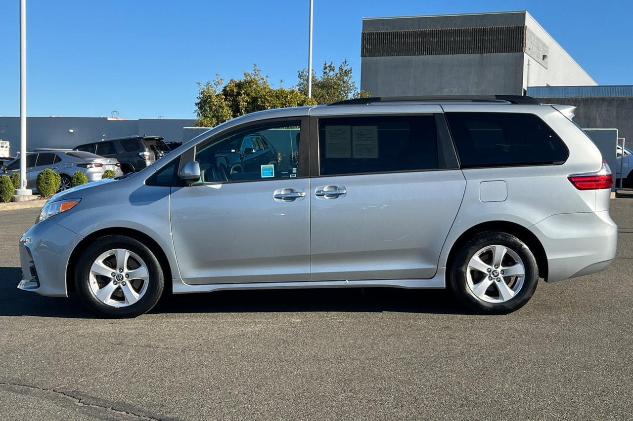 2020 Toyota Sienna LE Roseville CA