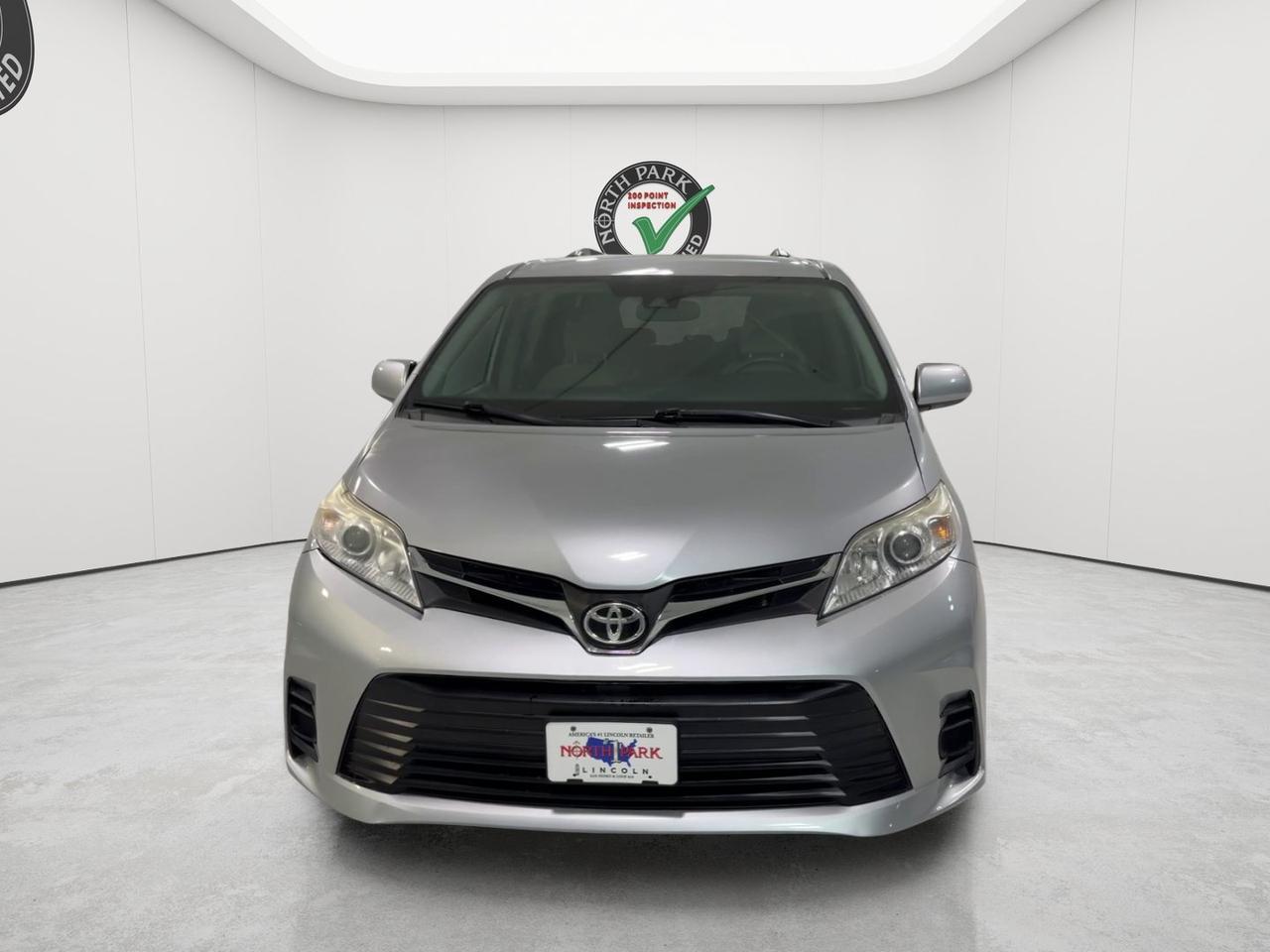 2020 Toyota Sienna LE San Antonio TX