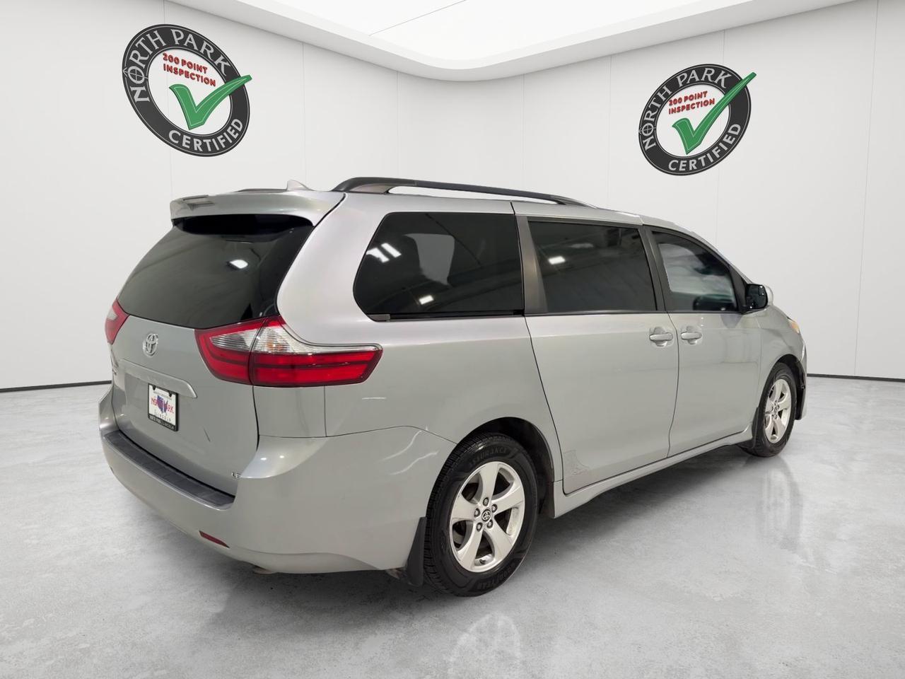 2020 Toyota Sienna LE San Antonio TX