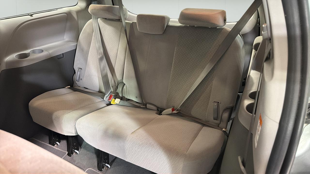 2020 Toyota Sienna LE San Antonio TX